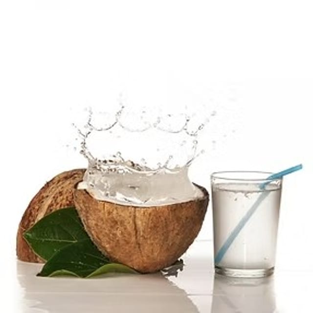 Agua de Coco (Coconut Water).