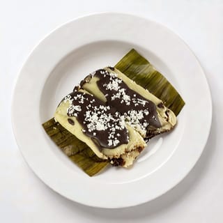 Chepes (Black Bean Tamales)
