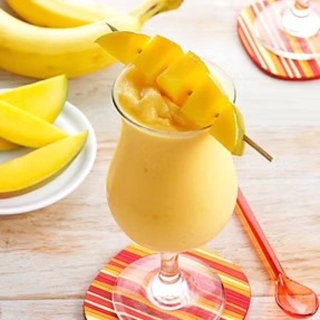 Batidos de Frutas (Fruit Shakes).