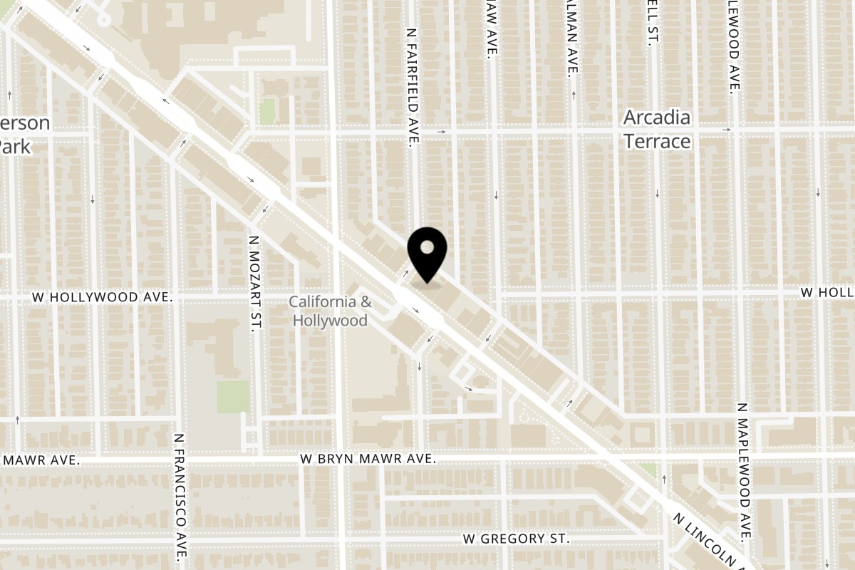 Map showing the location of BryAnna's Restaurant & Bar on 5695 N Lincoln Ave in Chicago